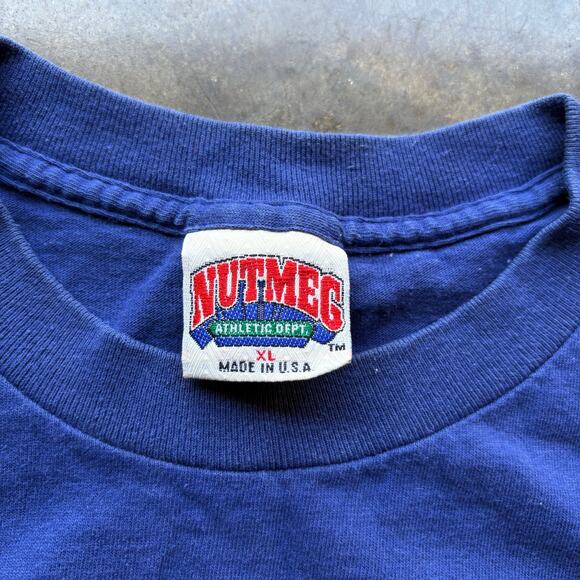 Vintage Nutmeg Detroit Pistons 1990 World Champions T-shirt - Picture 3 of 6